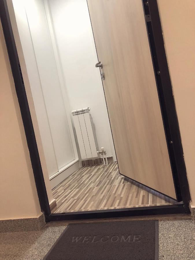 Apartman Victoria Lukavica Luaran gambar