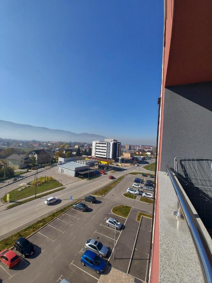 Apartman Victoria Lukavica Luaran gambar